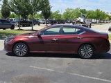Used 2023 Nissan Altima 2.5 SV image 3
