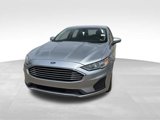 Used 2020 Ford Fusion SE image 2
