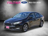 Used 2018 Ford Focus SE w/ SE Appearance Package image 3