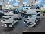 New 2025 Chrysler Pacifica Select image 4