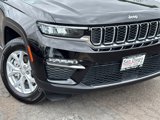 Used 2023 Jeep Grand Cherokee Limited image 3