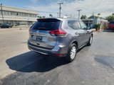Used 2018 Nissan Rogue SV image 5