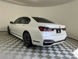 Used 2020 BMW 740i w/ M Sport Package image 5