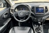 Used 2023 Jeep Cherokee Altitude Lux image 5