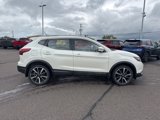 Certified 2017 Nissan Rogue Sport SL image 4