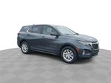 Used 2023 Chevrolet Equinox LT image 2