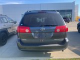Used 2009 Toyota Sienna XLE image 3
