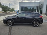 Used 2022 Subaru Crosstrek 2.0i Premium image 3