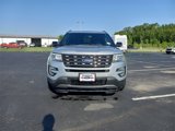 Used 2016 Ford Explorer XLT w/ Equipment Group 202A image 3