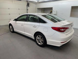 Used 2015 Hyundai Sonata SE image 2