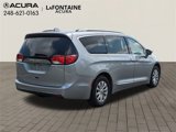 Used 2019 Chrysler Pacifica Touring-L image 5