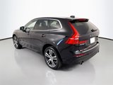 Used 2019 Volvo XC60 T6 Momentum w/ Multimedia Package image 3