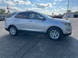 Used 2018 Chevrolet Equinox LT w/ Sun & Infotainment Package image 3