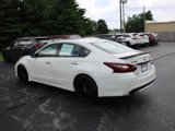 Used 2018 Nissan Altima 2.5 SR w/ SR Midnight Edition image 4