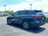 Used 2020 Toyota Highlander XLE image 6