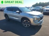 Used 2024 Mitsubishi Outlander SE image 2
