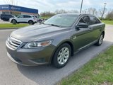 Used 2011 Ford Taurus SE image 2