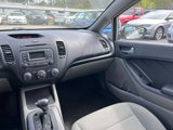 Used 2016 Kia Forte LX image 6