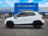 Used 2022 Chevrolet Trax LT w/ Sport Edition image 2