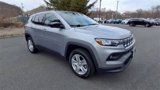 Used 2022 Jeep Compass Latitude image 2