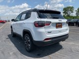 Used 2022 Jeep Compass Limited image 3
