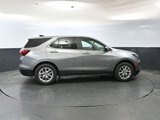 Used 2023 Chevrolet Equinox LT image 2