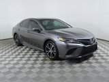 Used 2020 Toyota Camry SE image 3