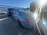 Used 2021 Hyundai Elantra SE image 2