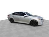 Used 2018 Kia Optima LX w/ 17" Alloy Wheels Package image 2
