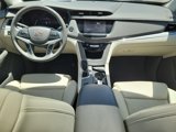 Used 2017 Cadillac XT5 Premium Luxury image 2