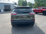 Used 2019 Jeep Cherokee Latitude w/ Popular Appearance Group image 4
