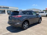 Used 2018 Toyota RAV4 LE image 3