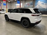 New 2025 Jeep Grand Cherokee Altitude image 3