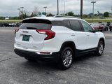 Used 2023 GMC Terrain SLT image 5