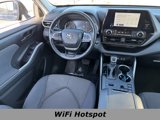 Used 2024 Toyota Highlander LE image 4