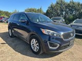 Used 2017 Kia Sorento LX image 4
