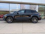 Certified 2024 Porsche Macan image 2