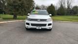 Used 2012 Volkswagen Touareg Sport image 3