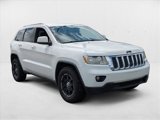 Used 2011 Jeep Grand Cherokee Laredo image 3