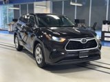 Used 2021 Toyota Highlander LE image 3