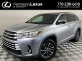 Used 2017 Toyota Highlander XLE image 2