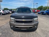 Used 2011 Chevrolet Suburban 2500 LT image 2