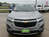 Used 2023 Chevrolet Equinox LT image 2