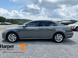Used 2018 Volkswagen Passat 2.0T SE image 2