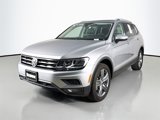 Used 2020 Volkswagen Tiguan SEL image 3