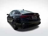 Used 2022 Kia Forte LXS image 3