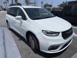 Used 2021 Chrysler Pacifica Touring-L image 2