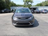 Used 2017 Chrysler Pacifica Touring-L Plus image 2
