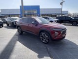 New 2025 Chevrolet Trax RS w/ Sunroof Package image 2