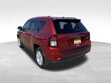 Used 2017 Jeep Compass Latitude image 4